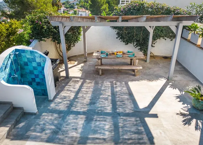 Vista Del Mar Villa *