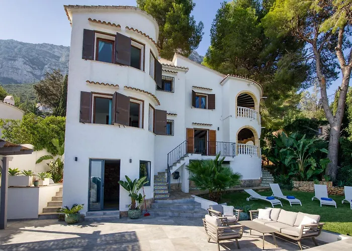 Vista Del Mar Villa *