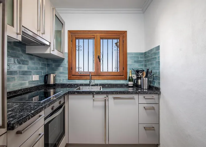 Vista Del Mar Вілла *